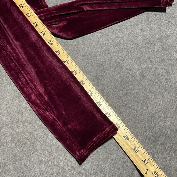 Spanx Red / Burgundy Velvet Leggings size Small NWOT - Picture 7 of 9